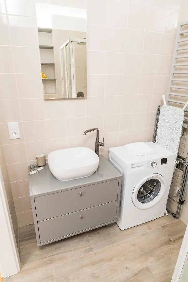 Cozy Apartment Siebenbrunn Viena