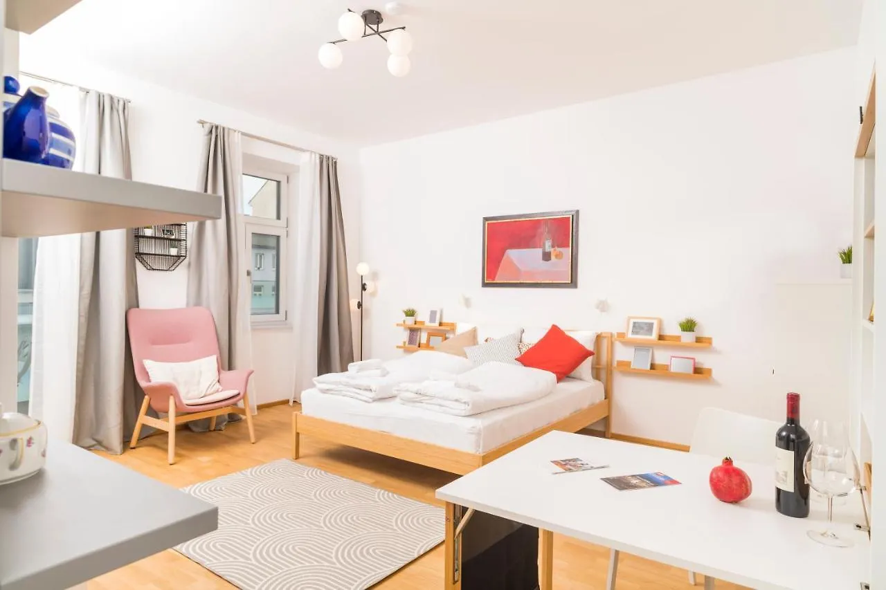 Cozy Apartment Siebenbrunn Wien