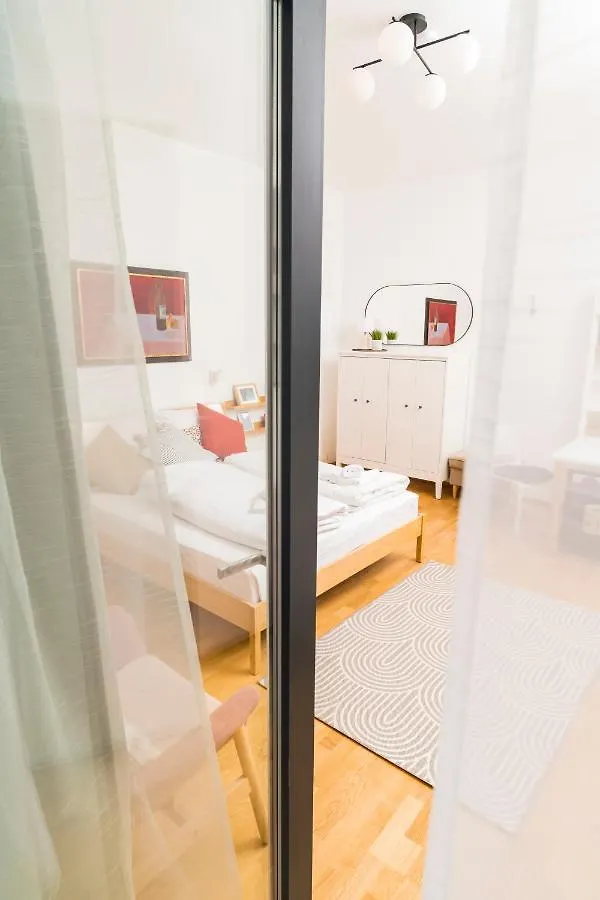 Cozy Apartment Siebenbrunn Vienna Austria