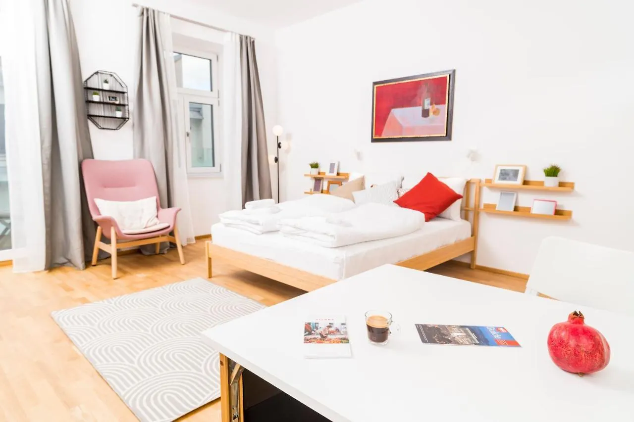Cozy Apartment Siebenbrunn Vienna