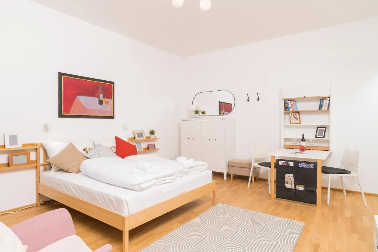Cozy Apartment Siebenbrunn Vienna Austria