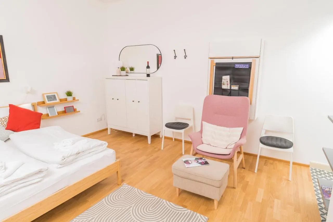 Cozy Apartment Siebenbrunn Vienna